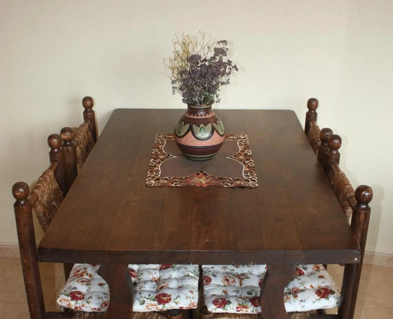 Country house Cal Roseto Guest House Aransa Spain