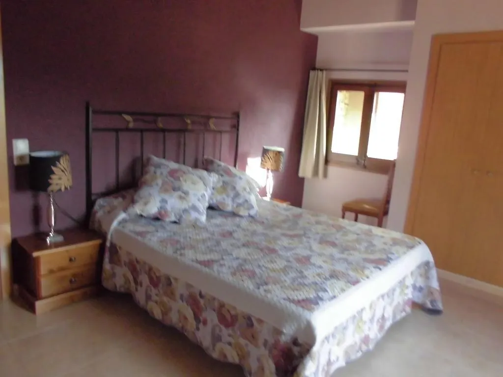 Country house Cal Roseto Guest House Aransa Spain